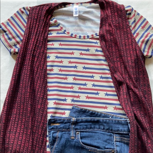LULAROE CLASSIC T-Shirt Tee Size XS Red Blue Gray STARS & STRIPES Patriotic - Picture 2 of 13
